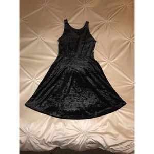 H&M Velvet Mini Dress with Deep V-Back - Black